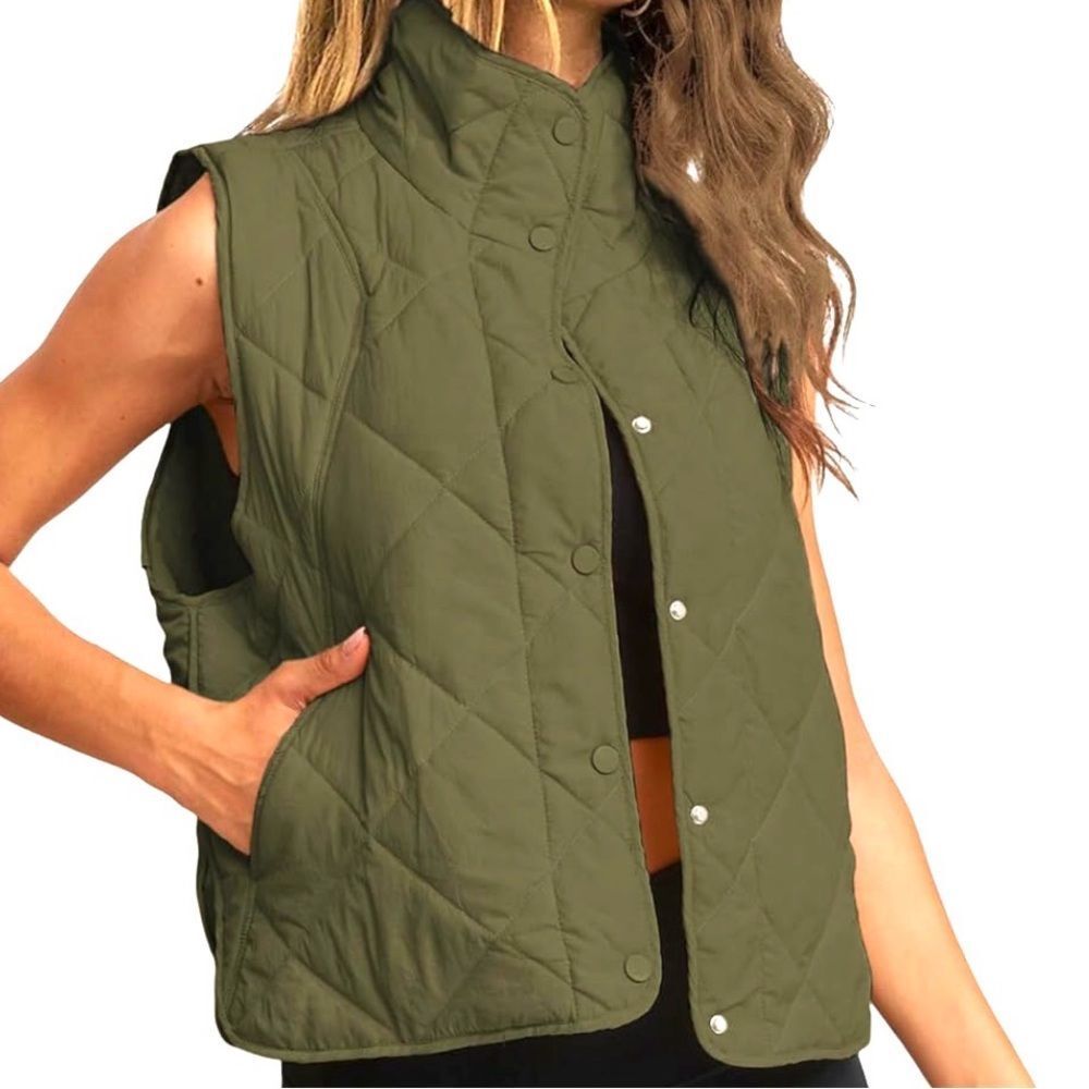 Women's Quilted Puffer Vest Stand Collar Button Down Padded with Pockets XL NEW